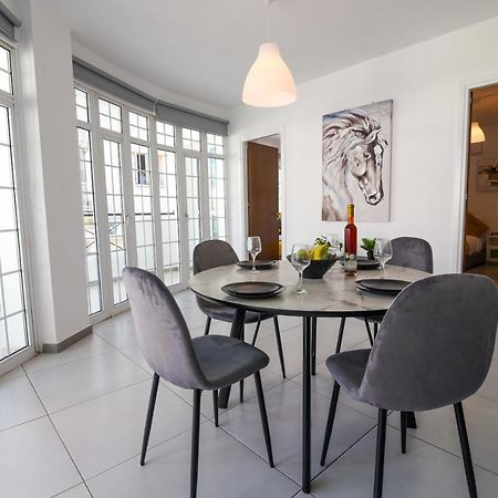 Jana'S 2-Br Apartment In Larnaca Exterior photo